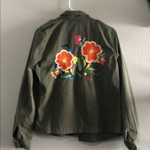 Lucky Brand Cargo Jaket.